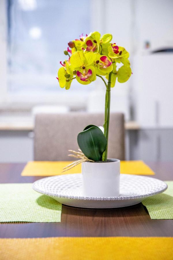 Maria Residence Arad Bagian luar foto