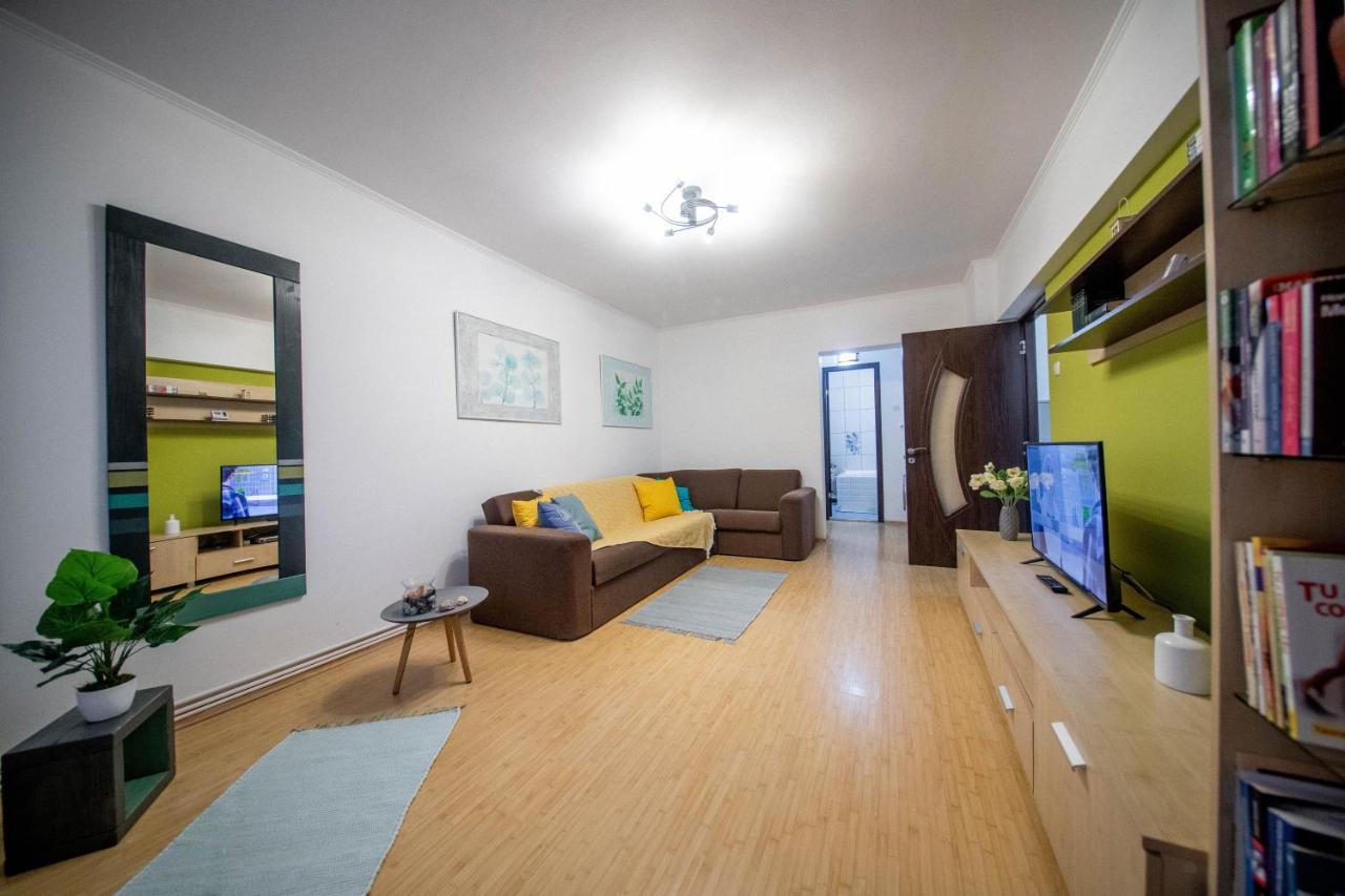 Maria Residence Arad Bagian luar foto
